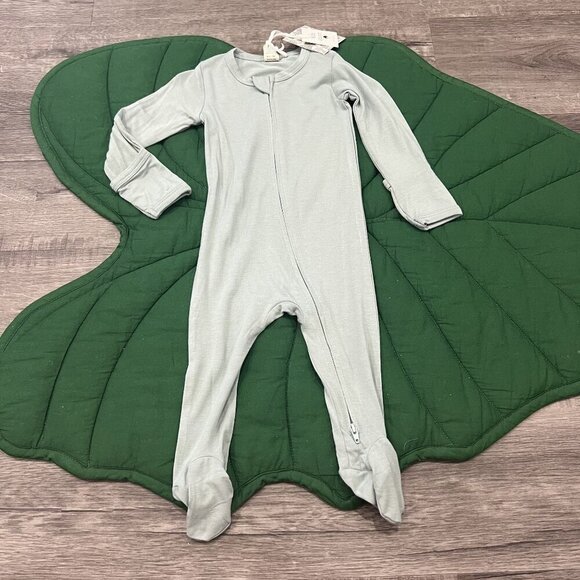 Kate Quinn Bamboo 6-9M Green Zipper Footie - Picture 1 of 4
